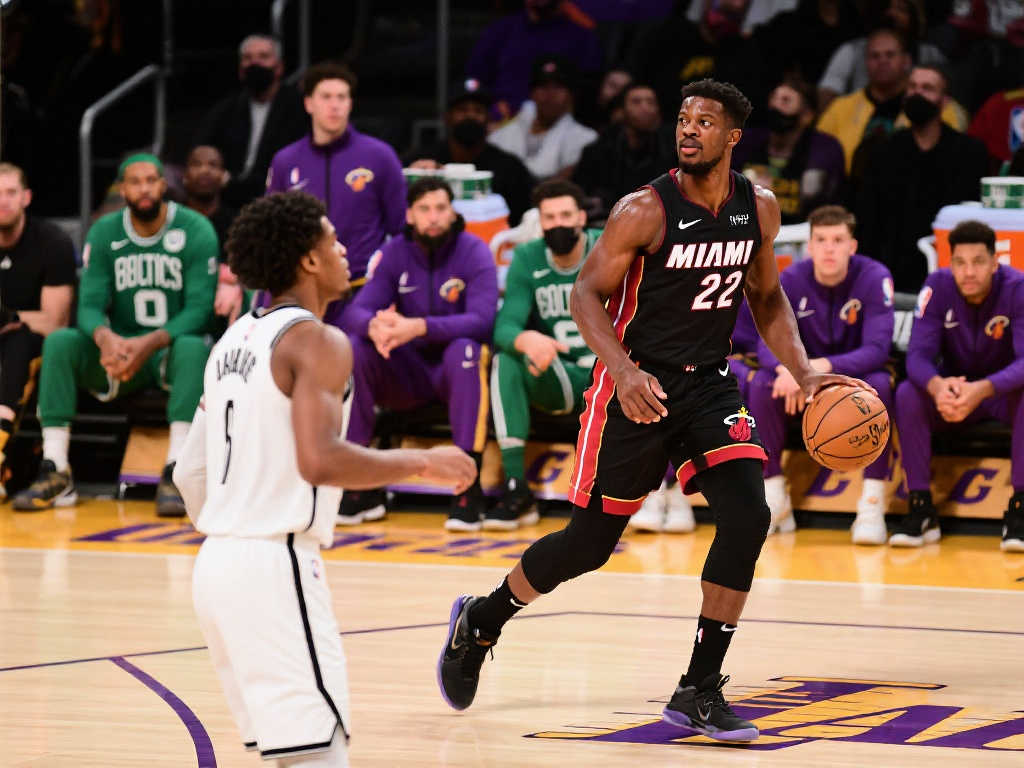 表现没有达 表现没有达